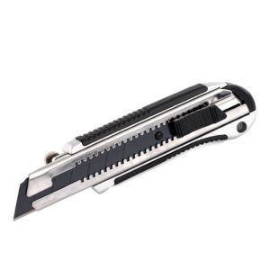 taglierino professionale con lama da 25mm